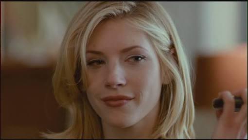 Katheryn winnick mi daha güzel hande erçel mi?