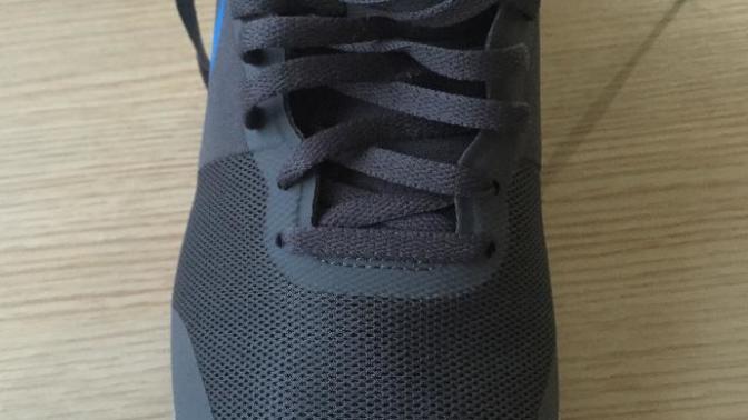 Nike ayakkabı aldım 10 liralık ayakkabıya mı benziyor yardımcı olurmusnuz?