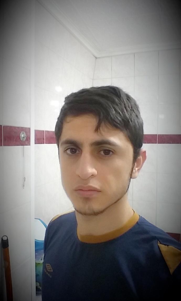 Kızlar, Sizce ben yakışıklımıyım?