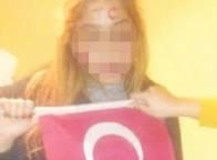 Kürt olduğu için ırkçılar tarafından dövülüp alnına rujla tc yazılan kız hakkında ne düşünüyorsunuz?