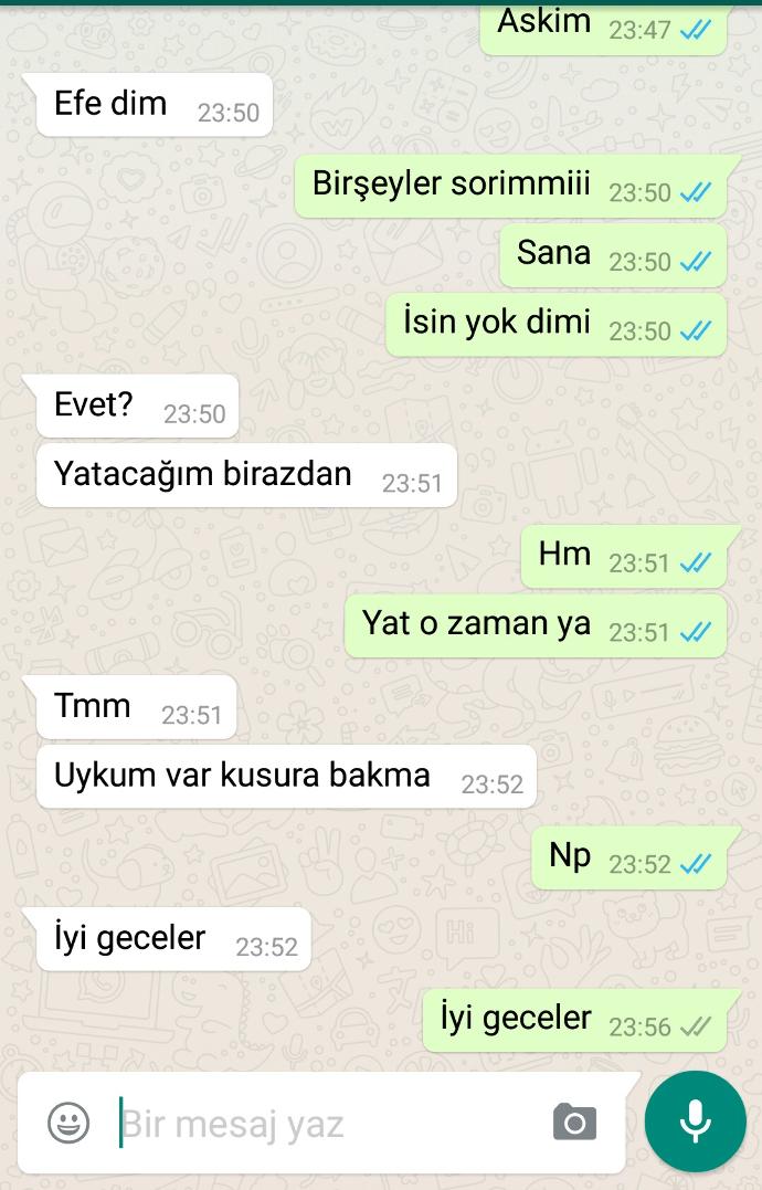 Sevgilim beni sadece okul çıkışı evine giderken arıyor ve konusmamiz bes dakika sürüyor ?