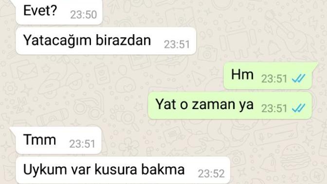 Sevgilim beni sadece okul çıkışı evine giderken arıyor ve konusmamiz bes dakika sürüyor?