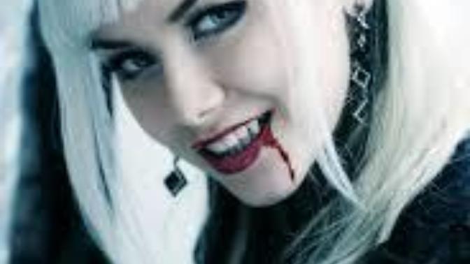 Kız vampirler mi erkek vampirler mi daha havalı?