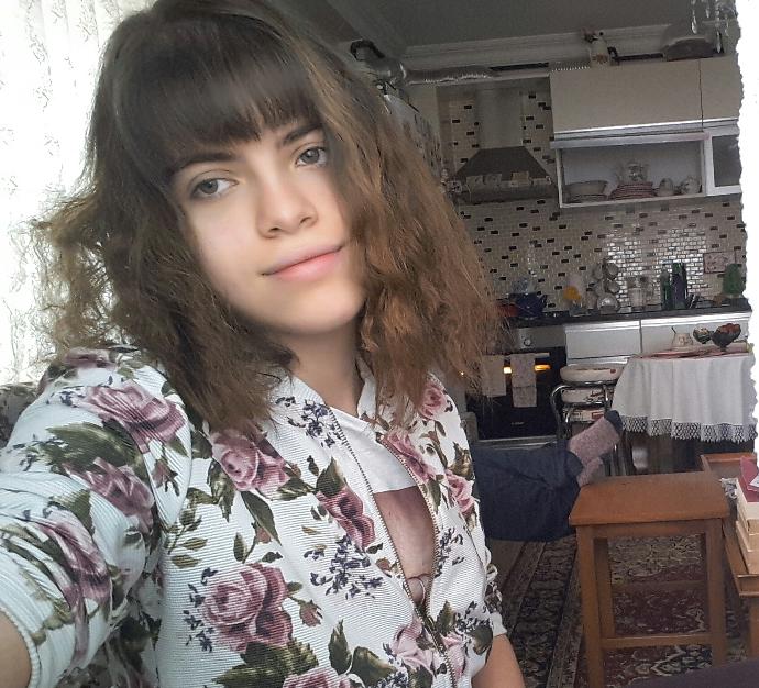 Erkekler, Saçım ıslakken ördüm açtım ve böyle oldu yakışmış mı?