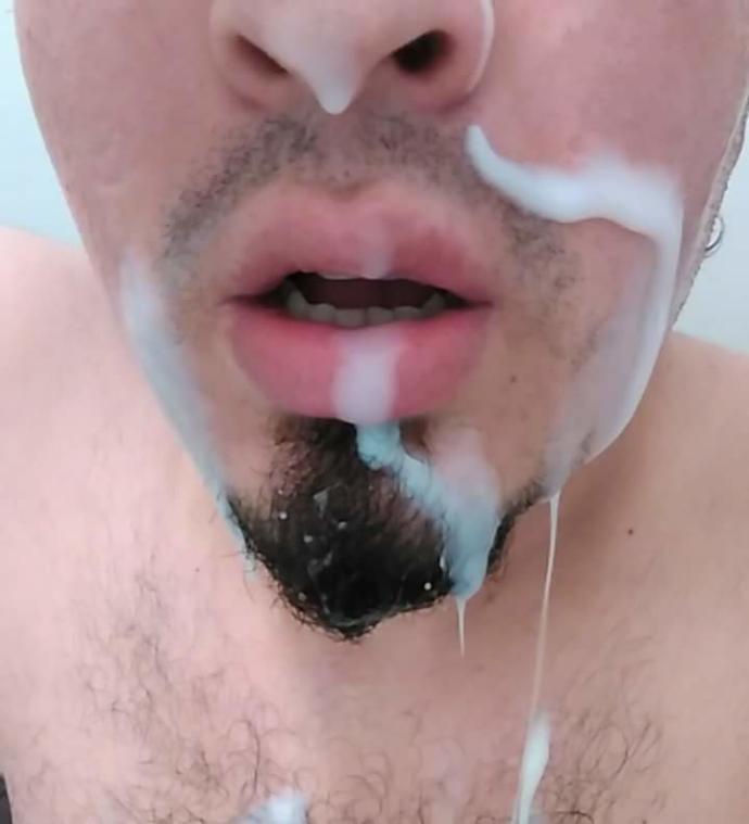 Ne kadar sakarsınız ? ( Suratıma ayran döküldü)?