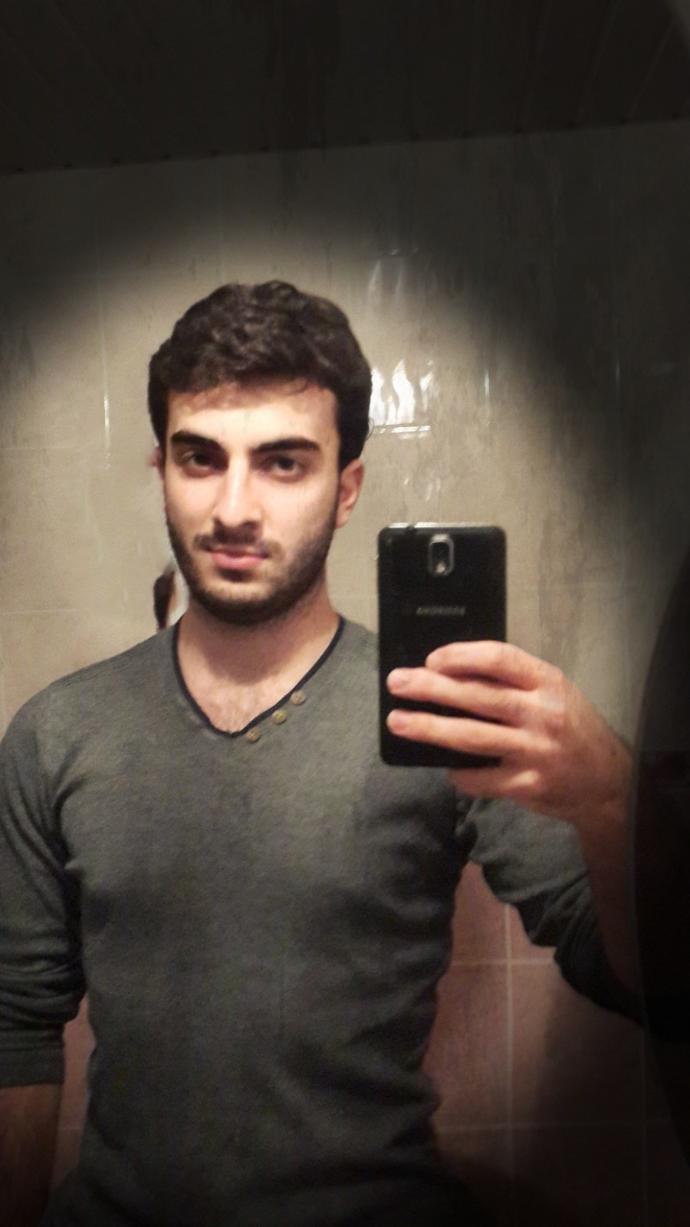 Sizce hangisini profil fotosu yapayim hangisi daha iyi ?