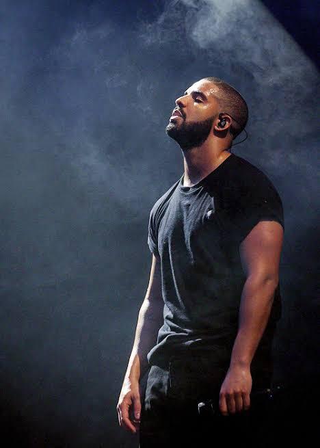 Drake sadece benim mi hoşuma gidiyor ya? Adam harika değil mi?