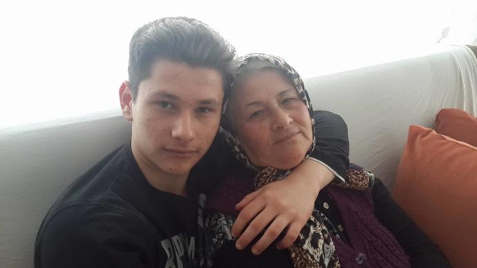 Fotoma Bakın Tiplimiyim ?