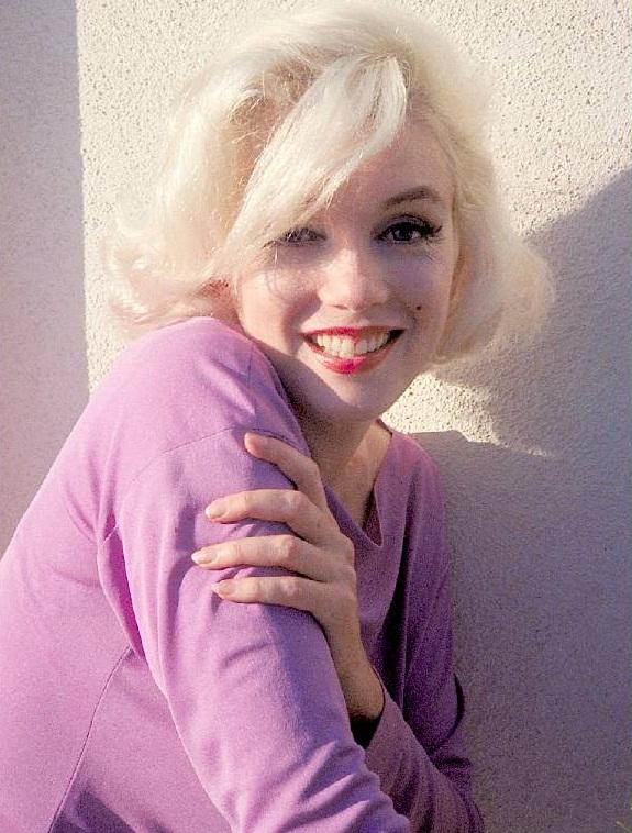 Marilyn Monroe mu Audrey Hepburn mu?