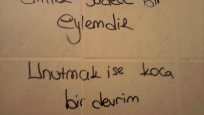 Unutmak mıdır zor olan, yoksa yeniden sevmek midir?