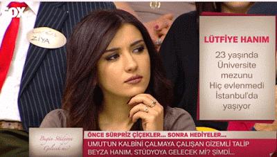 Bu dünya güzelinin Zuhal Topal'da ne işi var :/ ?