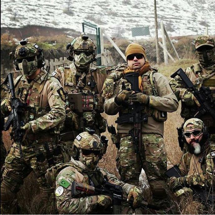 Bunlar fotomontaj mı? Türkiye de "JAGER" diye bir birlik var mı yoksa?