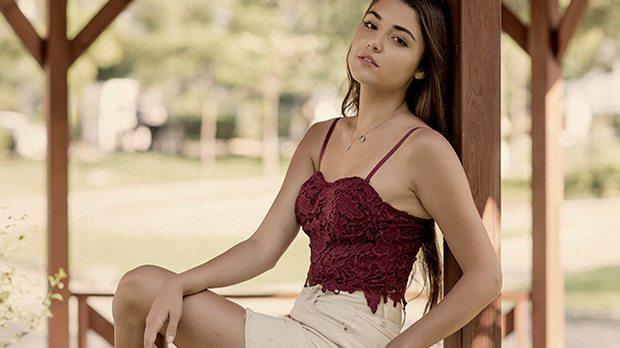 Bu Hande Erçel denen oyuncu (!) nasıl seksi bulunuyor?