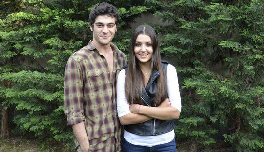 Hande Erçel Seksi Bir kızmı?