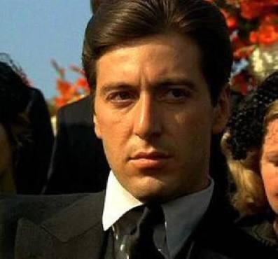 Sizce Al Pacino'nun Baba 1-2 de ki tipi nasıl? Yakışıklı mı çirkin mi?