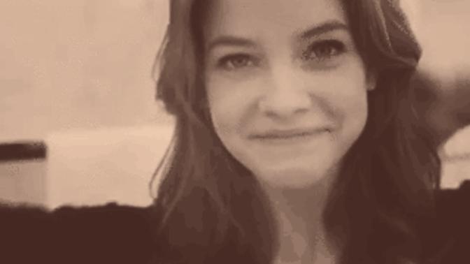 Barbara Palvin niye bu kadar güzel gülüyor😓😓😓😓😓😓?