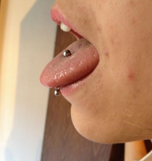 Dilinde piercing olan kızlar üflemeli çalgılarda iyi diyorlar :) sizce?