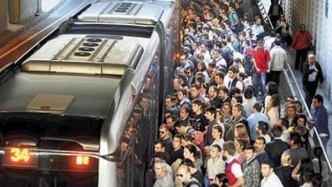 Toplu taşıma araçları çok kalabalık ya rahatsız olmuyor musunuz?