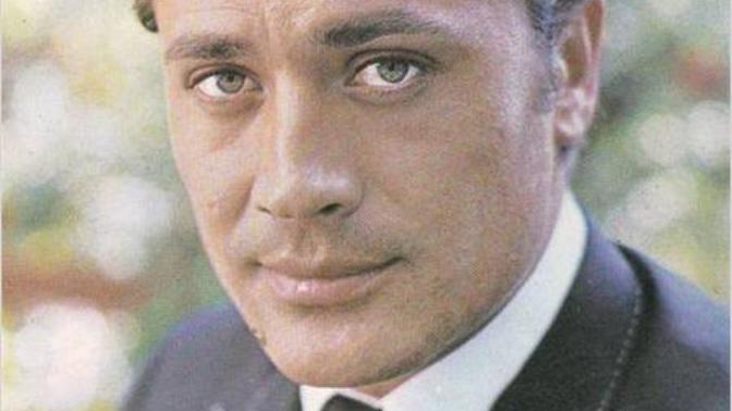 Cüneyt arkın brad pitt'e benzemiyor mu sizce?