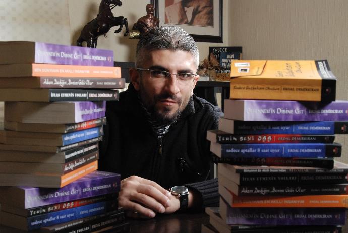 Yazar Erdal Demirkıran'ı tanıyor musunuz?
