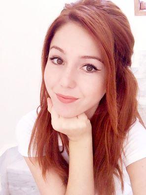 bu kız sizce Elçin sanguya cok benzemıyormu ?