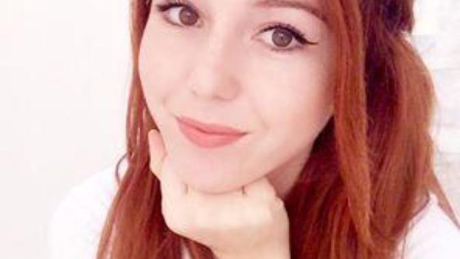 Bu kız sizce Elçin sanguya cok benzemıyormu?