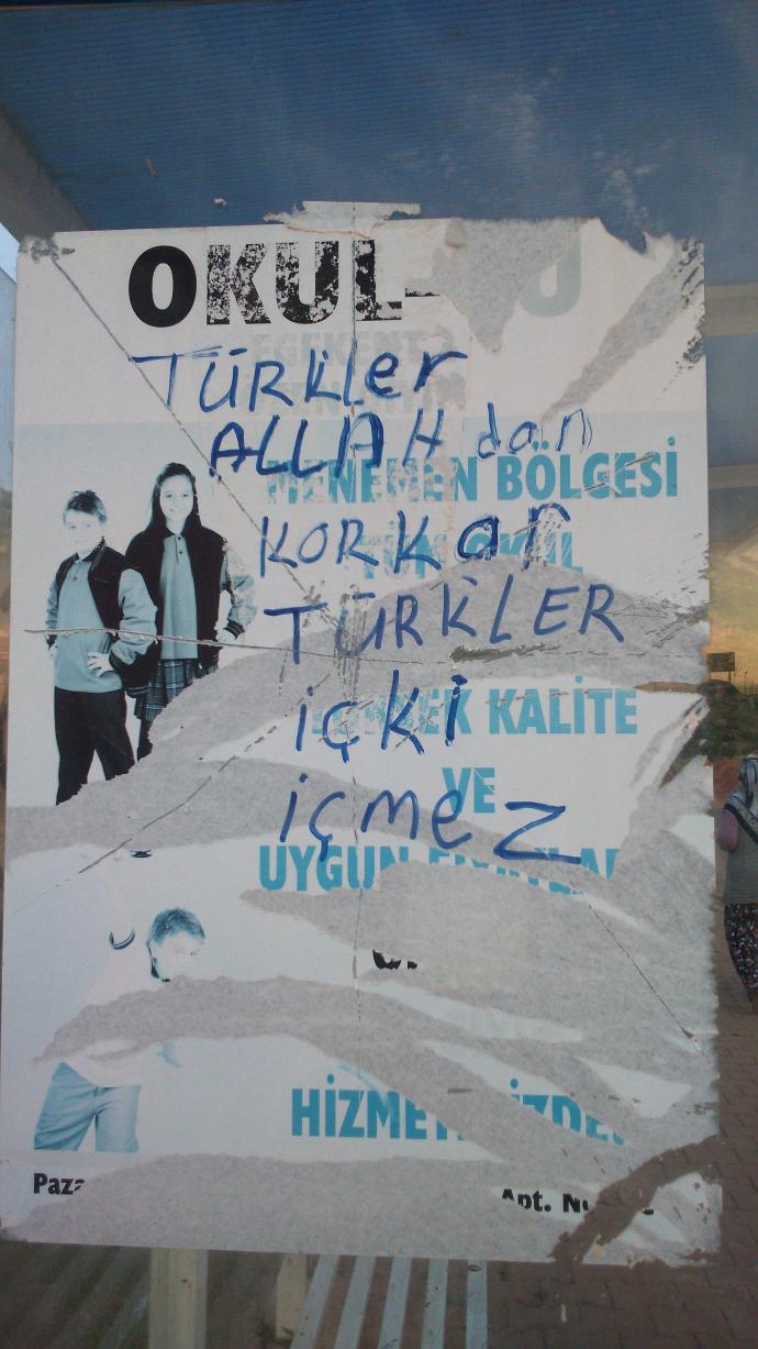 Sizi gülümseten yazılar var mı? duvara yazı yazdınız mı hiç?