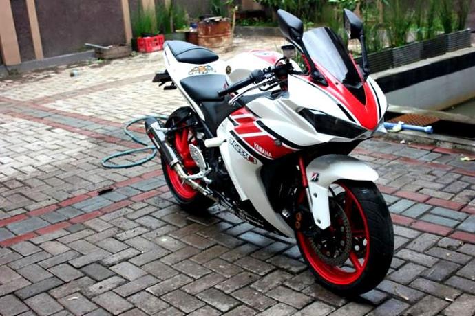 Hangi renk motor daha dikkat çekici?