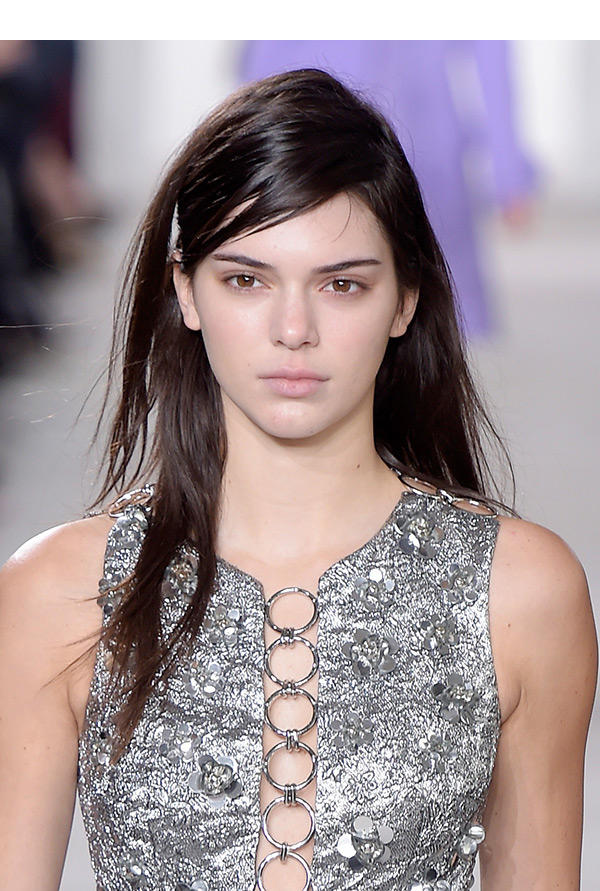 Kendall Jenner mi daha güzel Gigi Hadid mi? Neden?