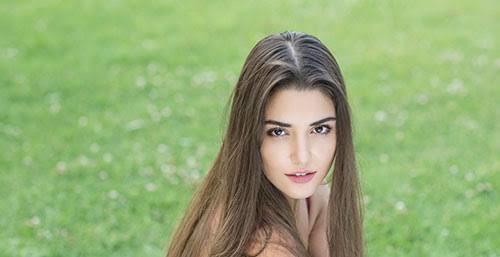 Bu hande ercel denen kız niye bu kadar abartılıyor bu sitede?