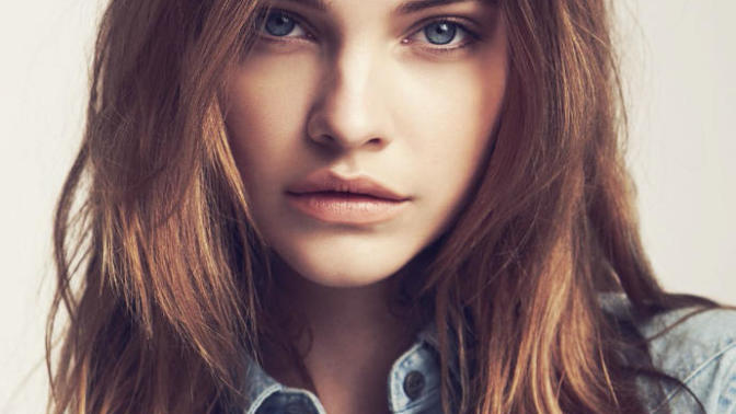 Sizce barbara palvin mi daha güzel kendall jenner mi?
