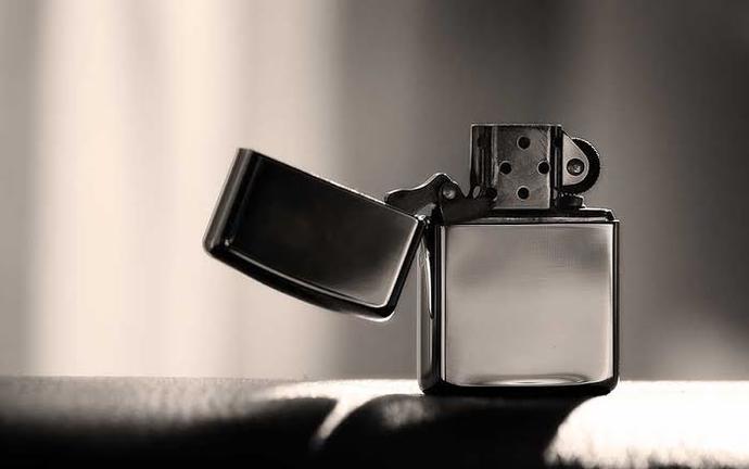 Zippo çakmak