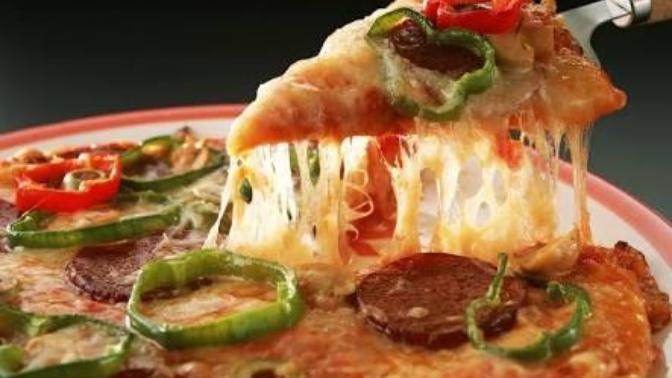 Gerçek pizza tarifi bilen var mı?
