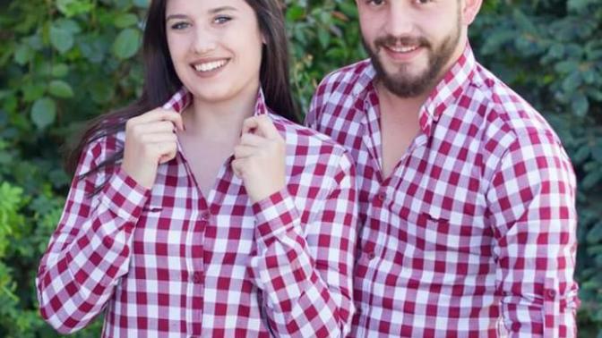 Kızlar bu gömleğin üstüne hangi renk şal gider (resimli) ?