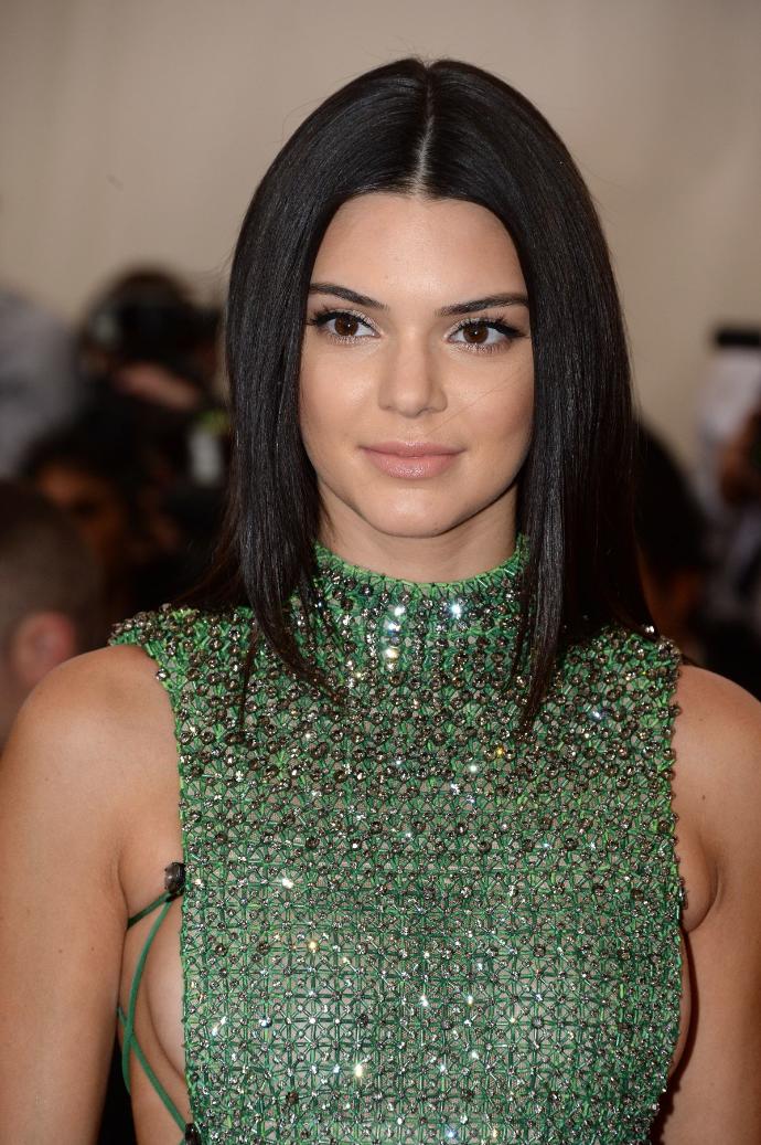 Kendall Jenner çok güzel değilmi?