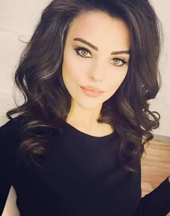 Tuvana Türkay mi Hande Erçel mi Daha Guzel ?