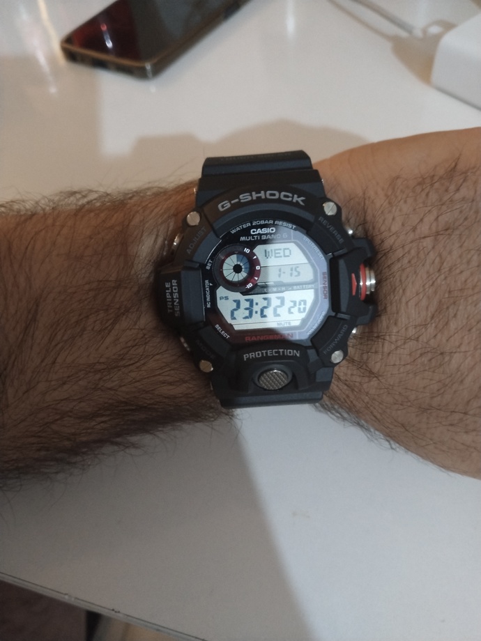 Casio g shock kullanan var mı?