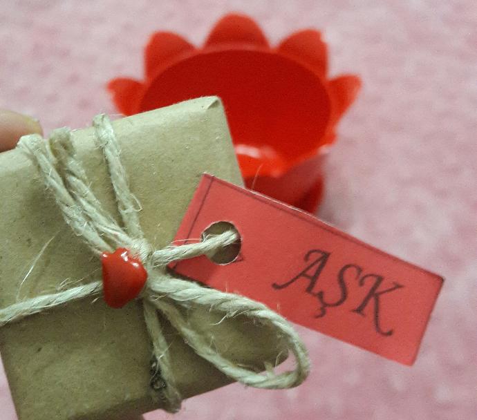 :) 🌹 (Resimli) Şans getirdiğine inanan mühürlü çiçek tohumları?