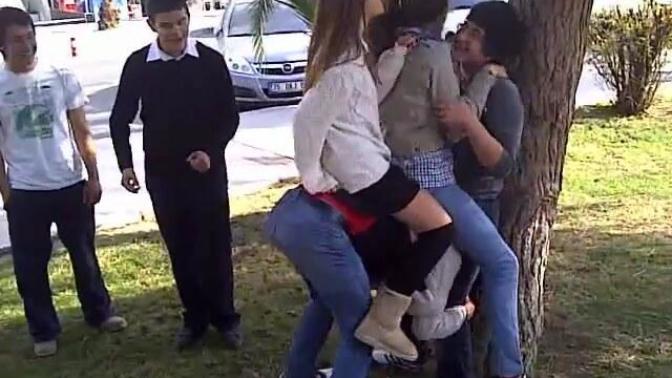 Kızlarla erkeklerin uzun eşek oynaması doğru mudur?