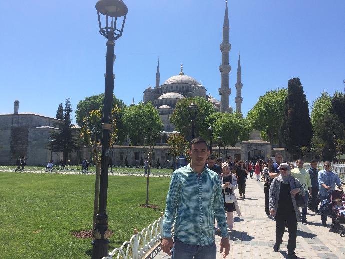 Neden sosyalleşemiyorum sevgilim olmuyo Arkadaş cevrem yok denebilicek kadar az?