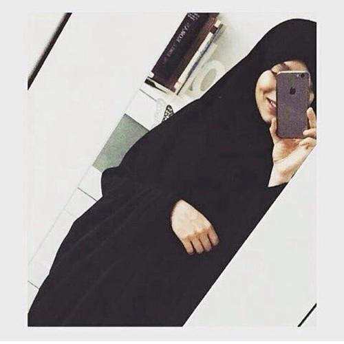 Ateist bir adam tesettürlü bir bayana aşık olursa ne yapar?