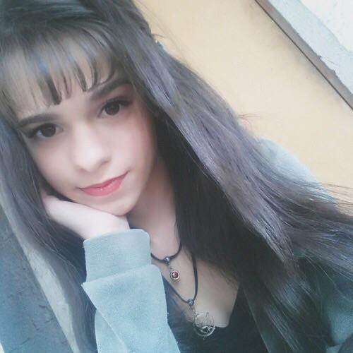 Sizce kahküllü kızlar mı yoksa normal saçlılar mı?