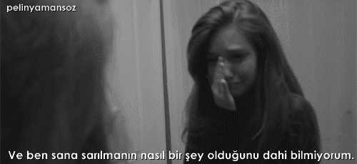 Okurken ağlayacağım , çok duygulanacağım bir kitap önerir misiniz :D?