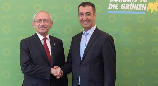 Almanya'nın var kabul ettiği aslen var olmayan soykırım kararı hakkında ne düşünüyorsunuz?