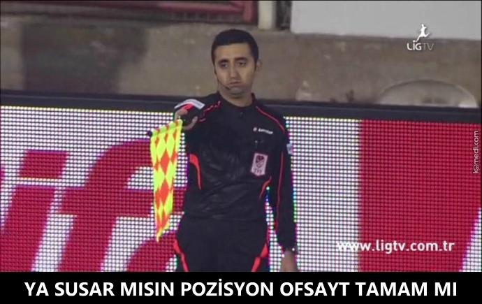 Kızlara Sorduk: Ofsayt Nedir?