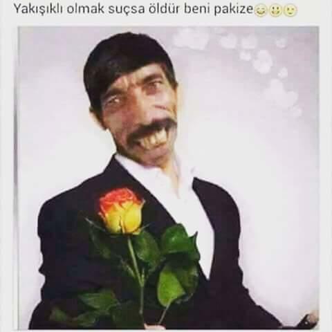 Böyle yakışıklı kaslı ve çiçekleri seven sevgiliyi nerden bulabilirim?