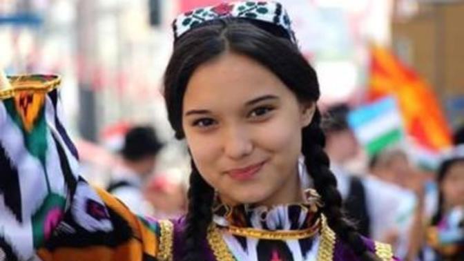 Özbek bir kızı etkilemek, kendine aşık etmek için ne yapmak gerek?