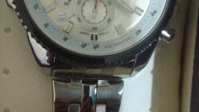 Casio Edifice EF-558 Saat kullanan?