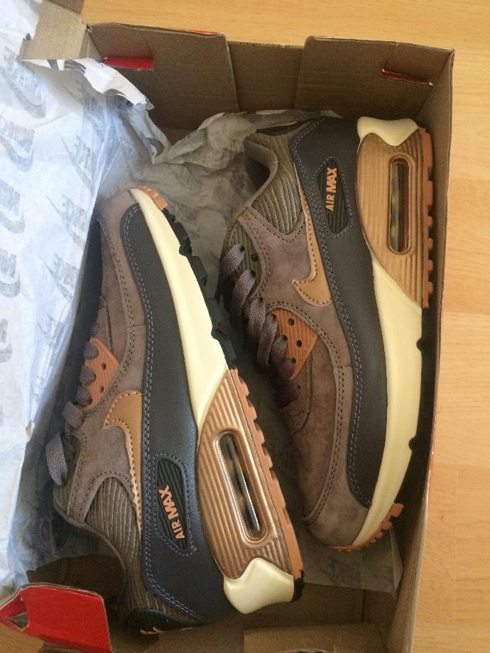 Nike air max ayakkabi aldim acaba sahte mi ürünü resimli olarak attim inceler misiniz?