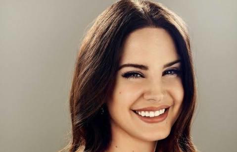 Lana Del Rey güzel mi?